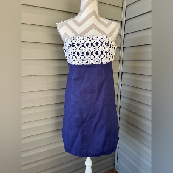Lilly Pulitzer Betsey Navy Blue Floral Lace Applique Strapless Drees Sz 2 - Picture 1 of 8